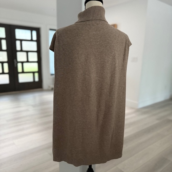 Makk Sleeveless Turtleneck Sweater Tan Sz Small - Picture 6 of 9
